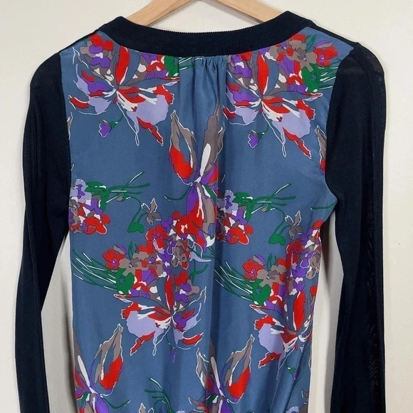 10 Crosby Derek Lam  Floral Back Navy Sweater - Picture 10 of 14